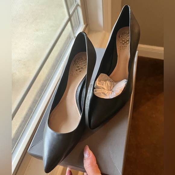 🌟Vince Camuto Vivienne Heels🌟 - Picture 2 of 6